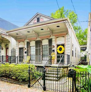 Charity'S Creole Cottage New Orleans Exterior photo