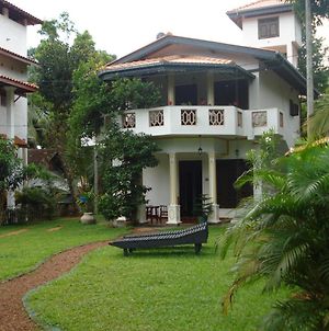 The Villa Utopia Hikkaduwa Exterior photo