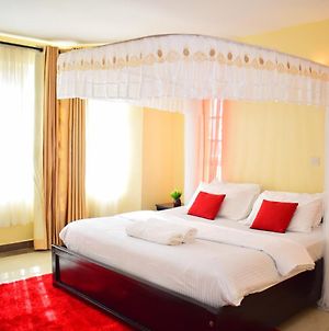 Elegant Comfy Rooms- Jkia Nairobi Exterior photo