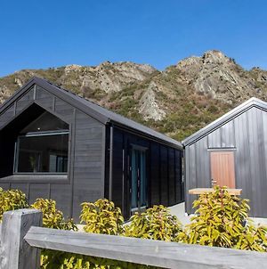 New Arrowtown Home, Complete Comfort Exterior photo