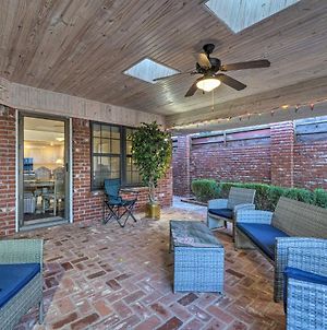 Ok City Ranch-Style Home With Patio And Fireplace Oklahoma City Exterior photo