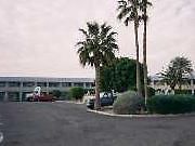 Howard Johnson Glendale Phoenix Hotel Exterior photo