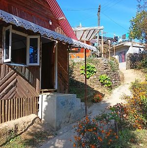 Theeng'S Homestay Mirik Exterior photo