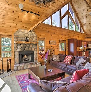 Picture-Perfect Blue Ridge Cabin With Hot Tub! Villa Exterior photo