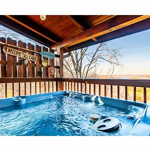 Moosehead Lodge - View, Community Pool, Game Room Sevierville Exterior photo