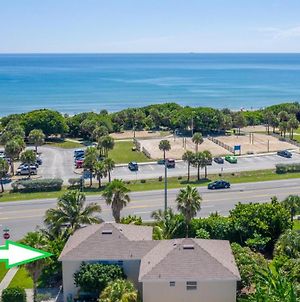 Beach View Townhome - Steps To The Beach - 3 Bedroom 2 Ba Melbourne Exterior photo