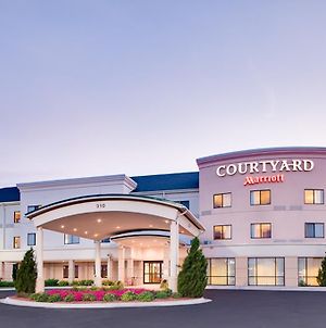 Courtyard By Marriott Junction City Hotel Exterior photo