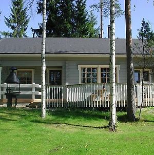 Yla-Saarikko Holiday Cottages Kuusa Exterior photo