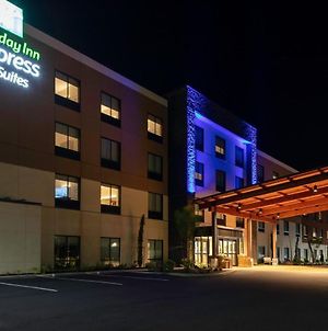 Holiday Inn Express & Suites - The Dalles, An Ihg Hotel Exterior photo