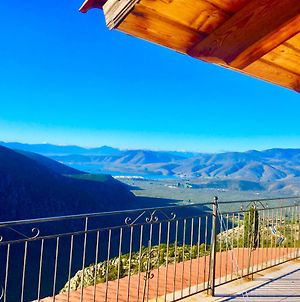 Delphi Aiolos Center Hotel Panoramic Viwe&Yoga Harmony Hotel&Rooms Exterior photo