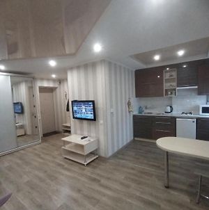 Apartment At Kirova Dnipro Exterior photo