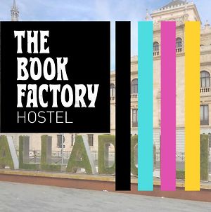 The Book Factory Hostel Valladolid Exterior photo
