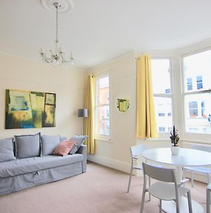 Spacious Bright 1 Bed Flat In Fulham By The Thames London Exterior photo