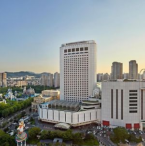 Lotte Hotel World Seoul Exterior photo