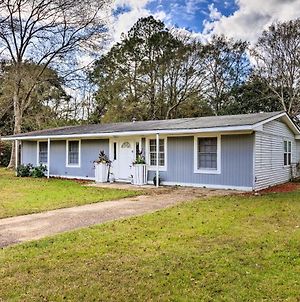 Fresh, Updated Home In Mobile With Patio And Yard Tillmans Corner Exterior photo