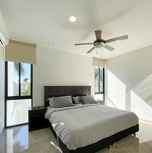 3Br Townhouse With Pool & Security Apartment Merida Exterior photo
