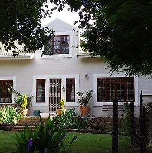 The Gate Guesthouse Clarens Exterior photo