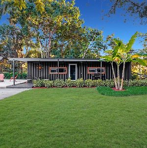 Oasis Container Home On 3 Acres Davie Exterior photo