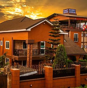 Homey Lodge Kumasi Exterior photo