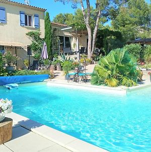 Les Coronilles Bed & Breakfast Beaucaire  Exterior photo