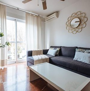 Bright And Familiar Apartment In Alameda Seville Exterior photo