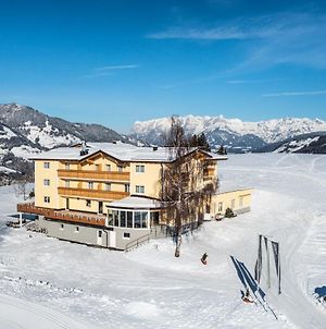 Der Alpenblick Hotel Sankt Johann im Pongau Exterior photo