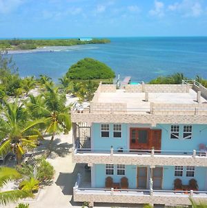 Hidden Treasure Vacation Home Bay Blue Suite 2 Belize City Exterior photo