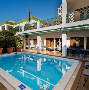 Holiday Villa In Elite Residential Area Of Faro Exterior photo