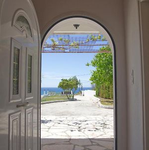 Villa Riviera Agios Georgios  Exterior photo