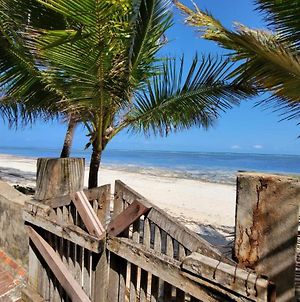 Beach Haven-Kikambala Villa Mombasa Exterior photo