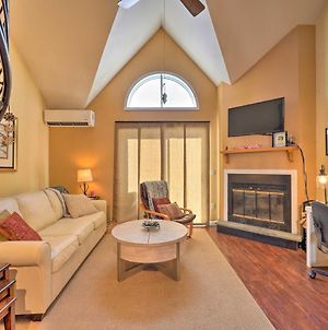 Townhome With Fireplace - Walk To Chairlift! Ellicottville Exterior photo