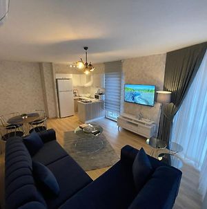1-Bedroom, Nearby Services, Park, Free Wifi, Free Parking - Ss0 Istanbul Exterior photo