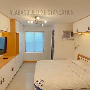 Alabang Deluxe Staycation Manila Exterior photo