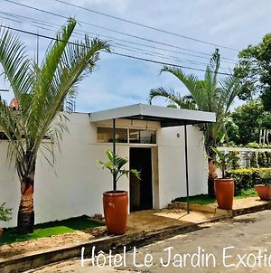 Le Jardin Exotique Hotel Antsiranana Exterior photo