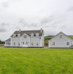 Grianan Luxury Lodge By Wild Atlantic Wanderer Claragh Exterior photo
