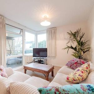 Spacious Two Double Bedroom Flat London Exterior photo