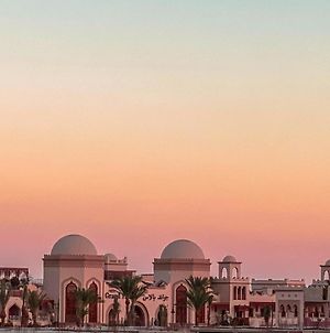 Royal Suite On The Touristic Promenade Hurghada Exterior photo