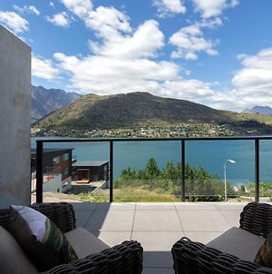 4 Bedroom Home With Elevated Views Of Lake Wakatipu & The Remarkables Queenstown Exterior photo