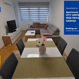 Apartment 54 City Center - Free Private Garage Novi Sad Exterior photo