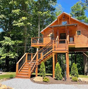 Cricket Hill Treehouse B By Amish Country Lodging Villa Millersburg Exterior photo