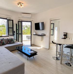 Beautiful Apartment In Platis Gialos Exterior photo