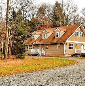 Pocono Vacation Home - For Large Family Gatherings Blakeslee Exterior photo