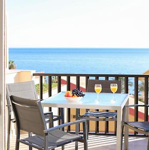 Romana Playa Apartment By The Beach Marbella Exterior photo