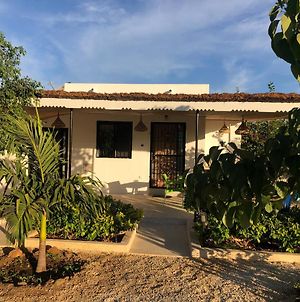 La Maison Aziz - La Somone - Senegal Villa Exterior photo
