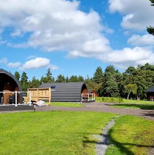 Robins Nest Glamping Pod With Hot Tub Hotel Keith Exterior photo
