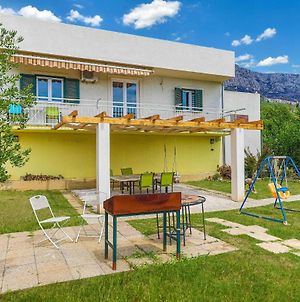 Holiday Home Kastel Gomilica With Sea View I Kastela Exterior photo