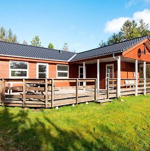 Spacious Holiday Home In R M With Terrace Bolilmark Exterior photo
