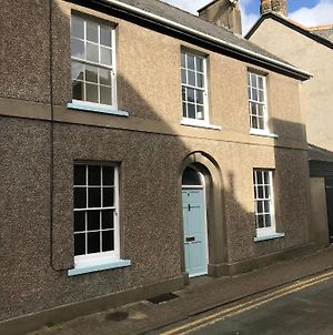 2 Bed Period Cottage Sleeps 4 In Central Crickhowell Exterior photo
