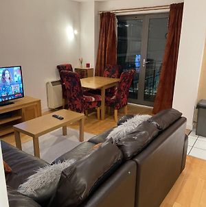 Bigkings 2 Bedroom Apt With Free Parking Beside Piccadilly In Central Manchester Exterior photo