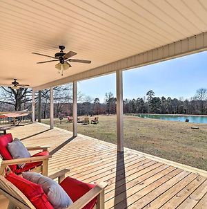 Greers Ferry Retreat With Deck And Stocked Pond! Villa Fairfield Bay Exterior photo